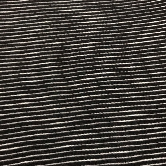 Volcom knit dress with subtle stripes. Board sports Size small - Picture 4 of 5